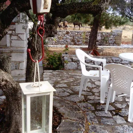 דירה Charouda Stone Tower Xenonas